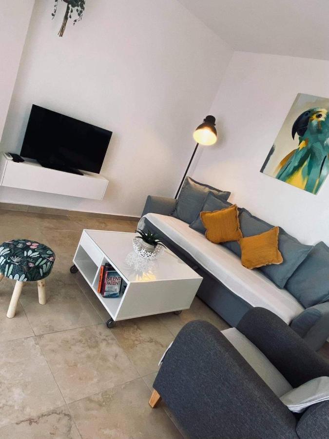 Arbutus - Relaxing Apartment With Fantastic Views Georgioupoli Bagian luar foto