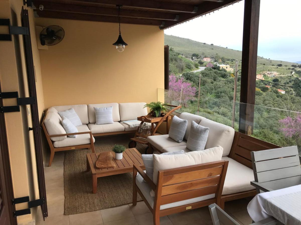 Arbutus - Relaxing Apartment With Fantastic Views Georgioupoli Bagian luar foto