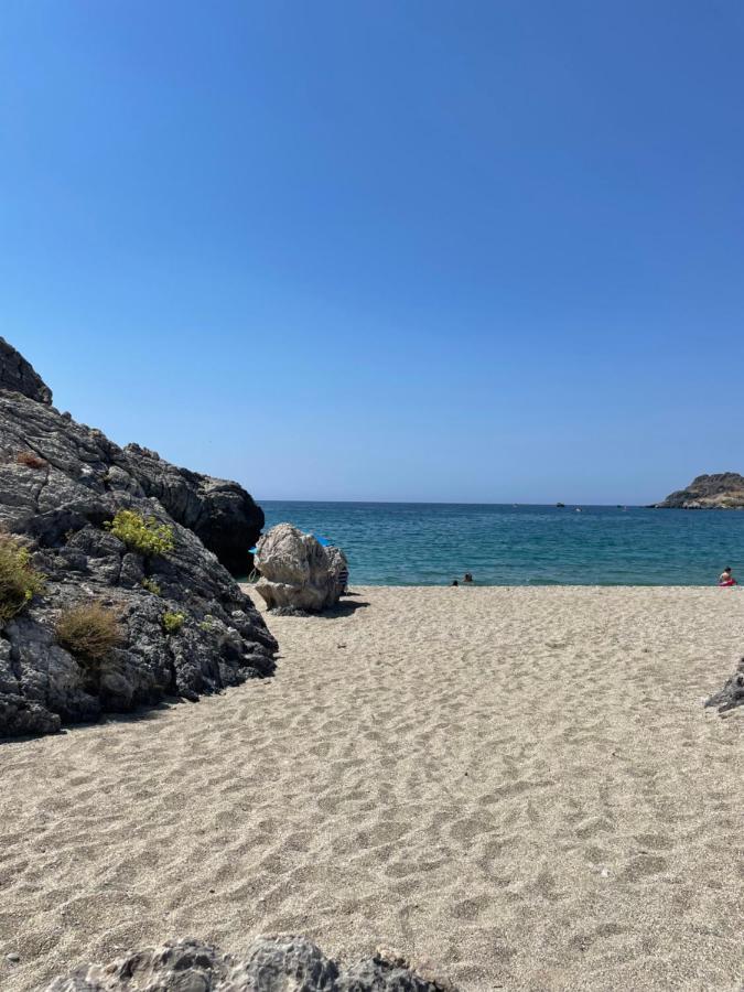 Arbutus - Relaxing Apartment With Fantastic Views Georgioupoli Bagian luar foto