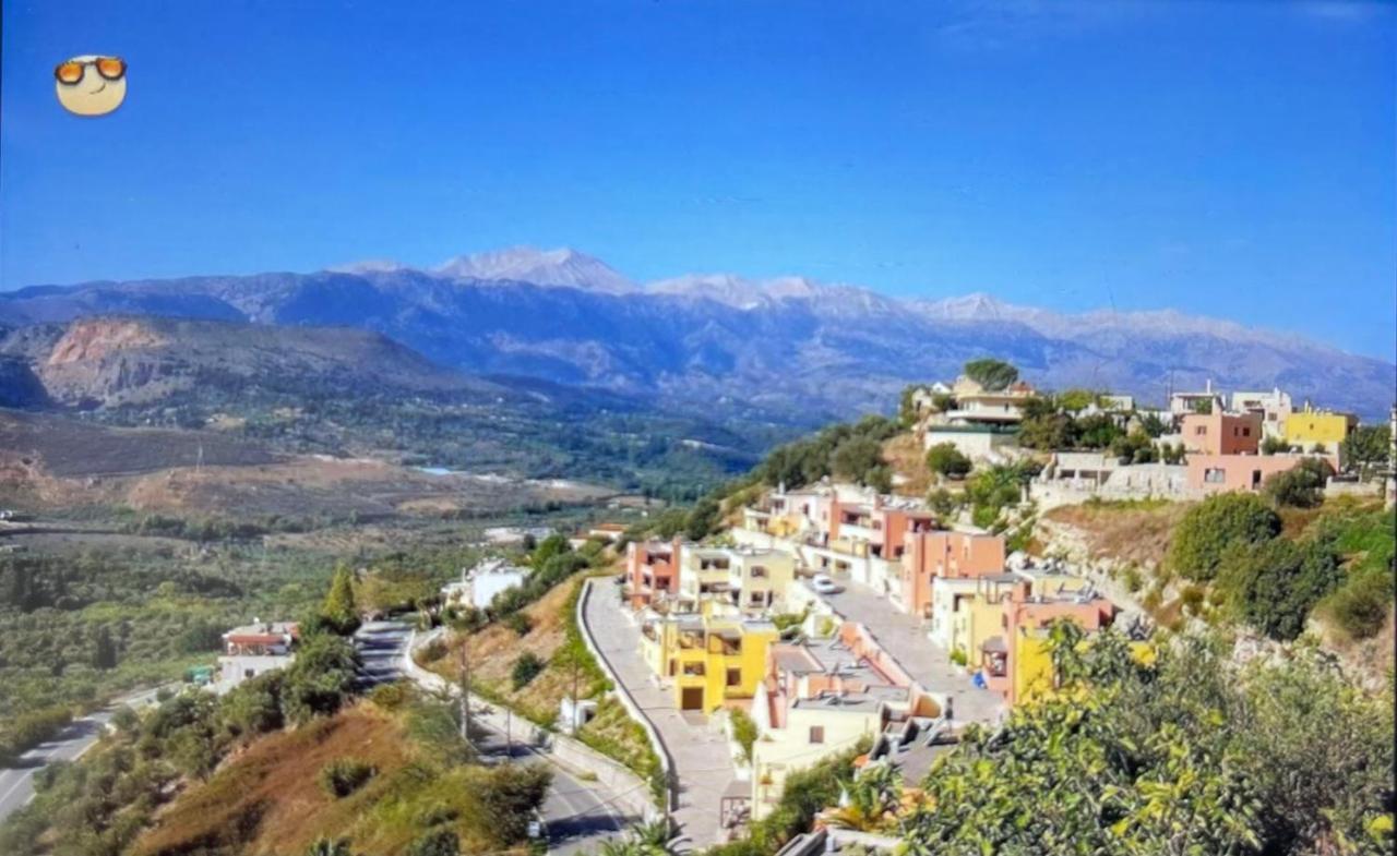 Arbutus - Relaxing Apartment With Fantastic Views Georgioupoli Bagian luar foto
