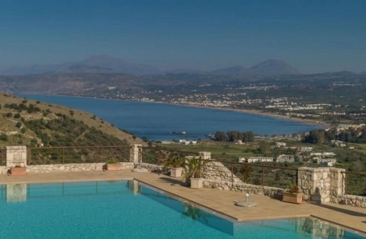 Arbutus - Relaxing Apartment With Fantastic Views Georgioupoli Bagian luar foto