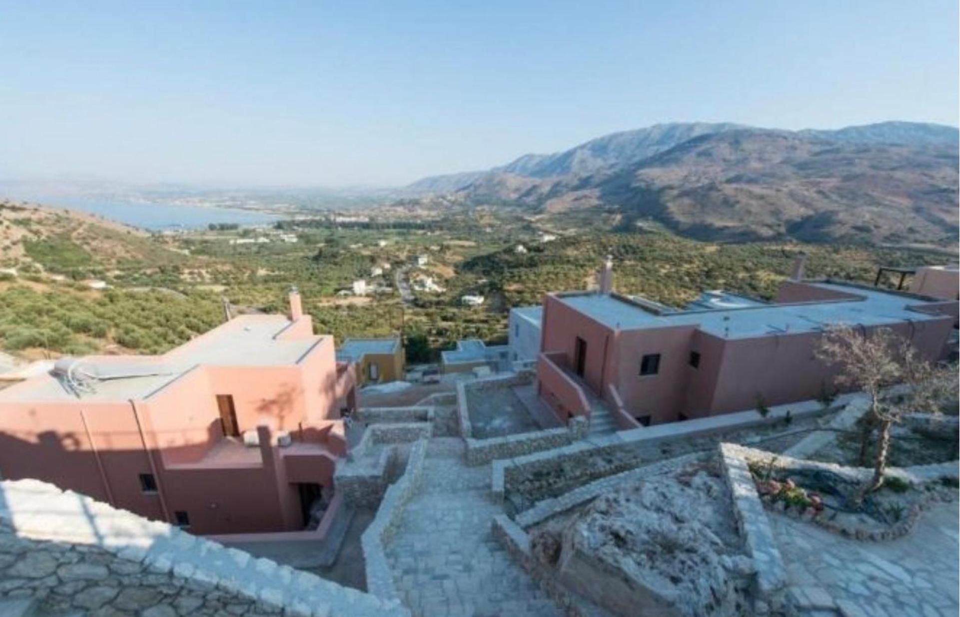 Arbutus - Relaxing Apartment With Fantastic Views Georgioupoli Bagian luar foto